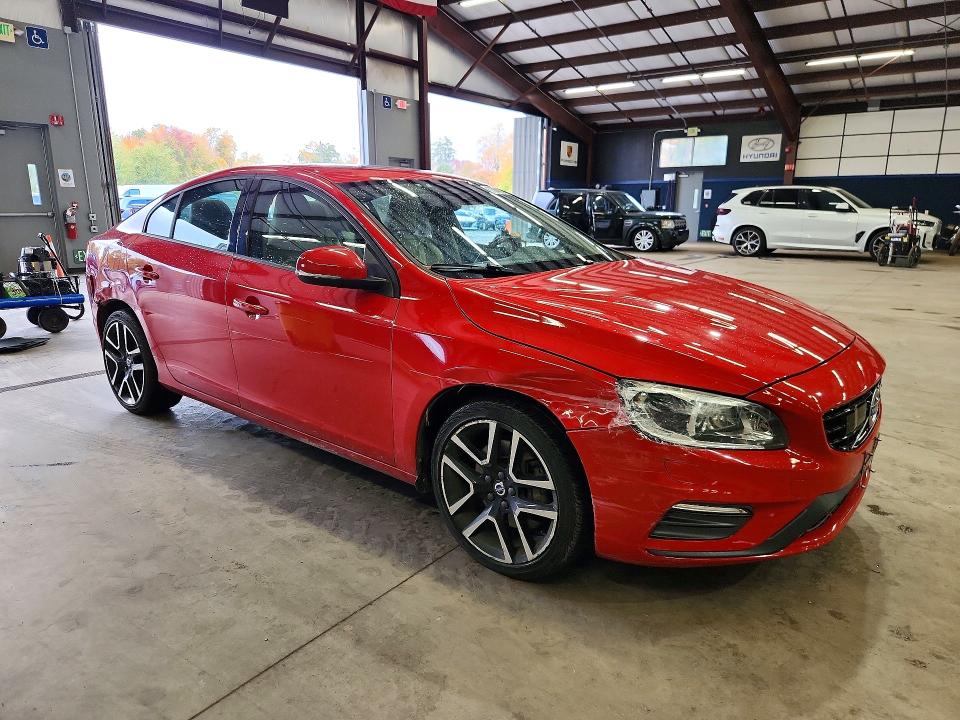 صورة رقم 4 من المزاد - 2018 VOLVO S60 مع VIN YV140MTL0J2466008