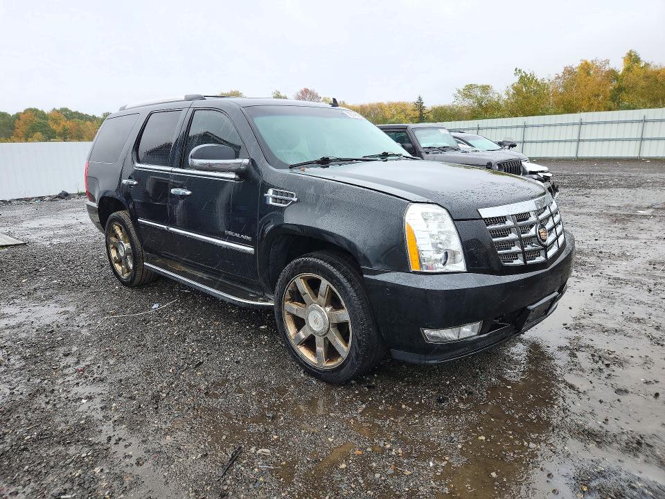 Photo 4 from auction – 2011 CADILLAC ESCALADE with VIN 1GYS4BEF8BR389971