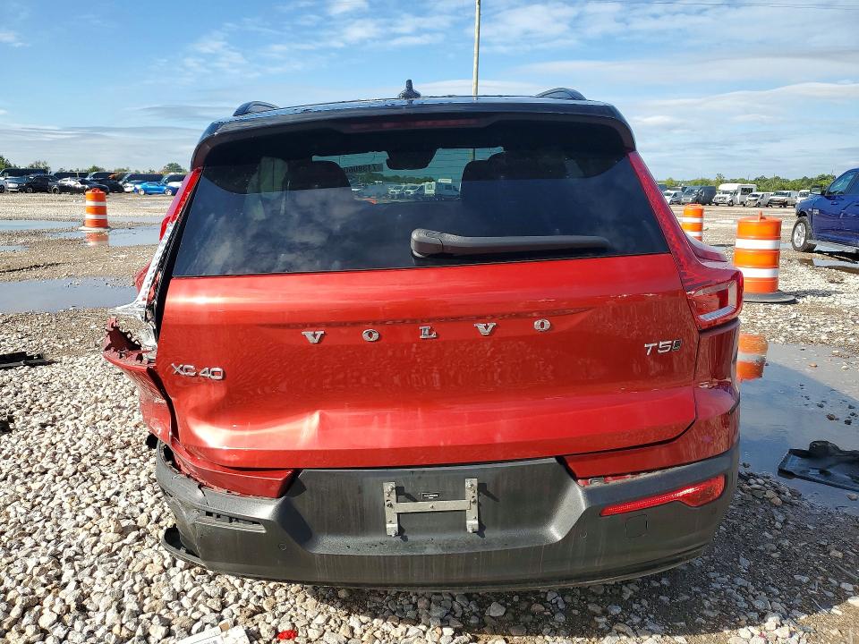 Photo 6 from auction – 2021 VOLVO XC40 with VIN YV4162UM1M2468211