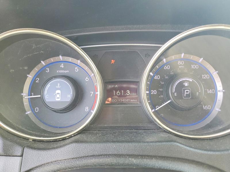 Снимка 9 от търг – 2012 HYUNDAI SONATA с VIN 5NPEC4AC7CH432699