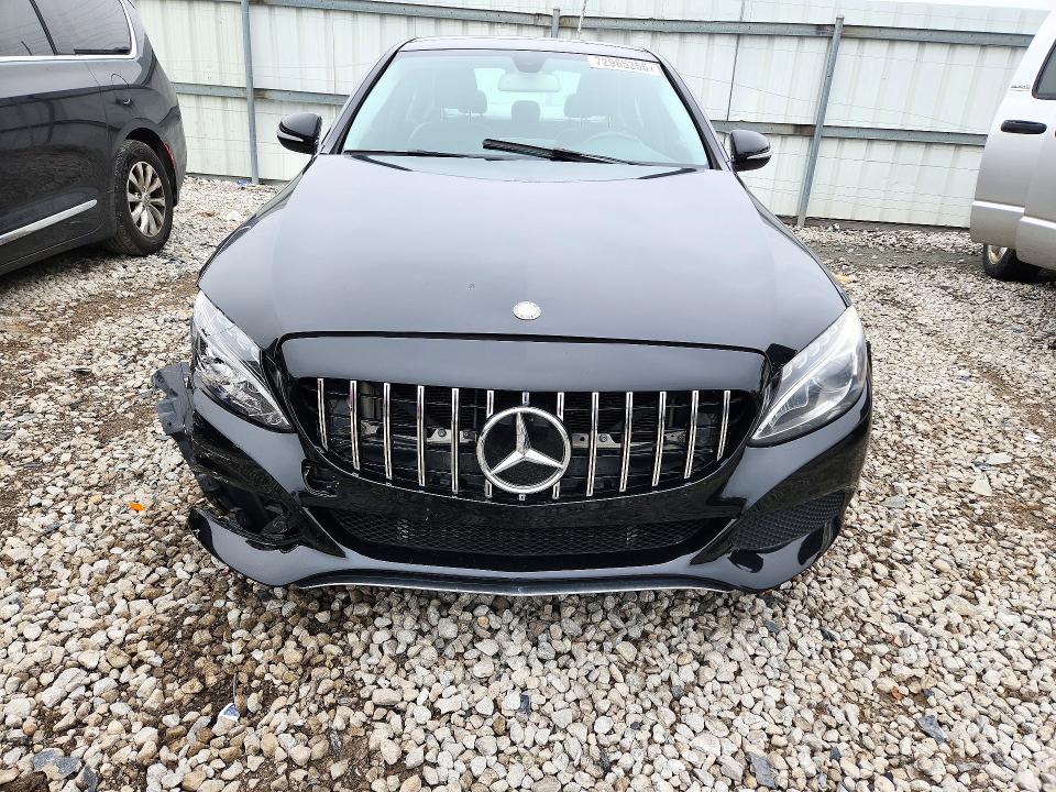 Снимка 5 от търг – 2015 MERCEDES-BENZ C с VIN 55SWF4KB5FU033552