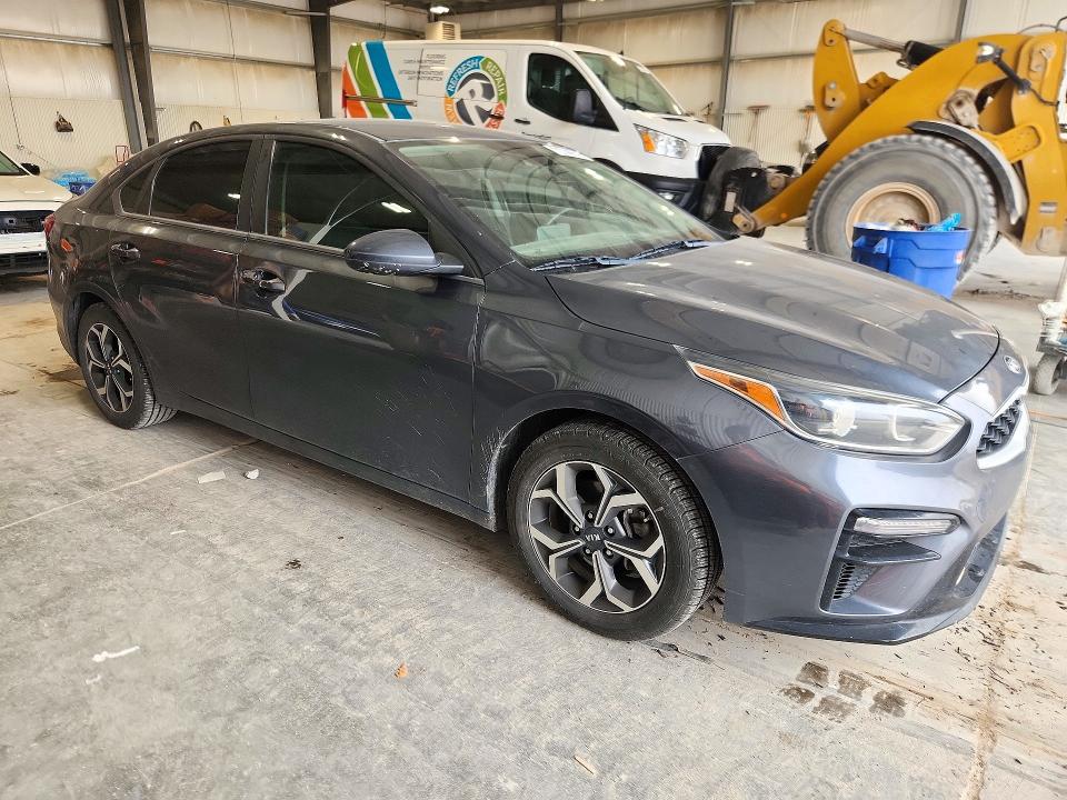 Zdjęcie 4 z aukcji – 2019 KIA FORTE z VIN 3KPF24AD9KE069146