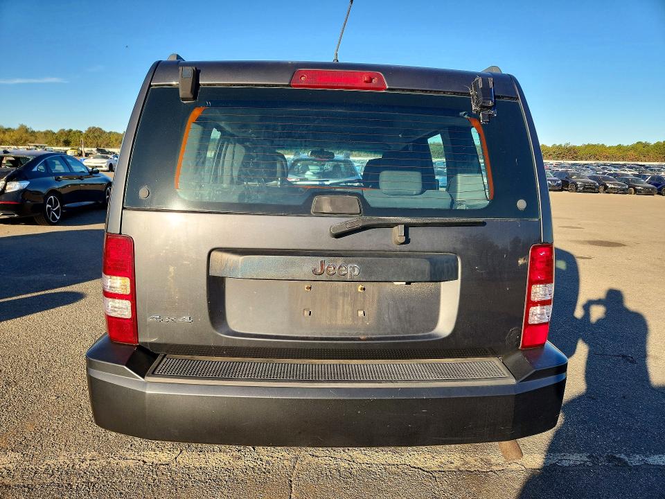 Снимка 6 от търг – 2010 JEEP LIBERTY с VIN 1J4PN2GK1AW177667