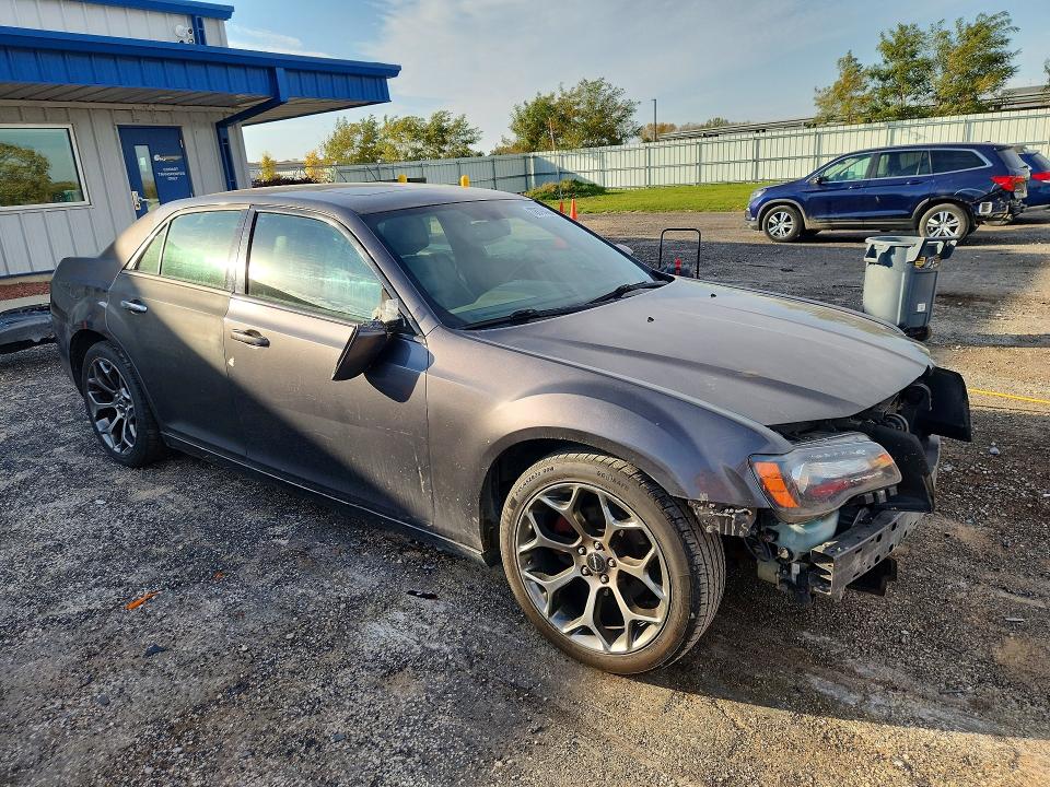 Снимка 4 от търг – 2014 CHRYSLER 300 с VIN 2C3CCABG6EH327904