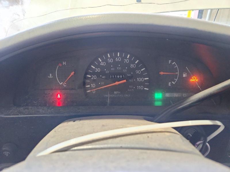 Снимка 9 от търг – 2000 TOYOTA TACOMA с VIN 4TANL42N6YZ625633