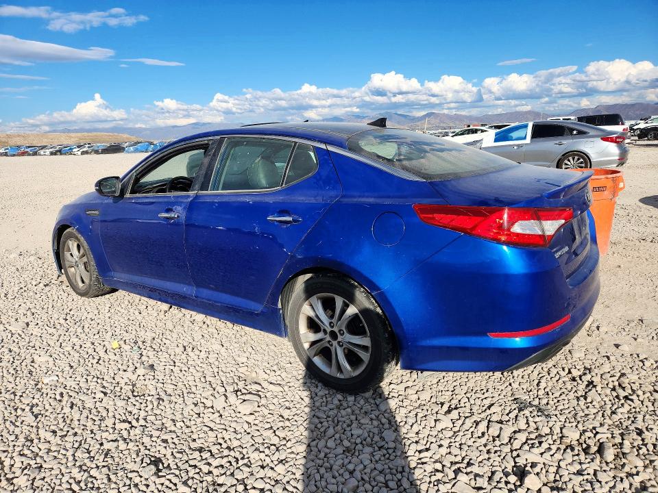 Photo 2 from auction – 2013 KIA OPTIMA with VIN 5XXGR4A62DG138092