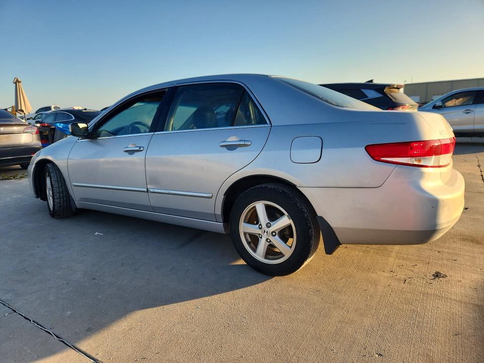 Photo 2 from auction – 2003 HONDA ACCORD with VIN 1HGCM56693A005580