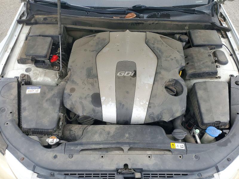 Photo 11 from auction – 2013 HYUNDAI GENESIS with VIN KMHGC4DD2DU214797