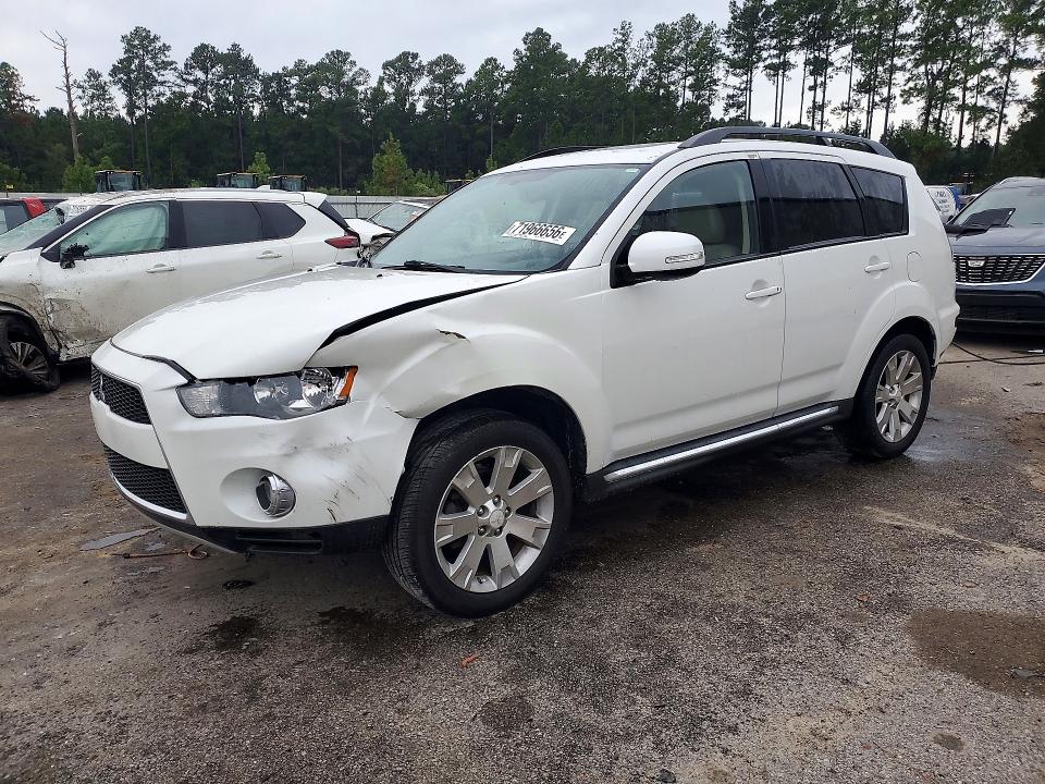 Снимка 1 от търг – 2013 MITSUBISHI OUTLANDER с VIN JA4AS3AW1DU014002