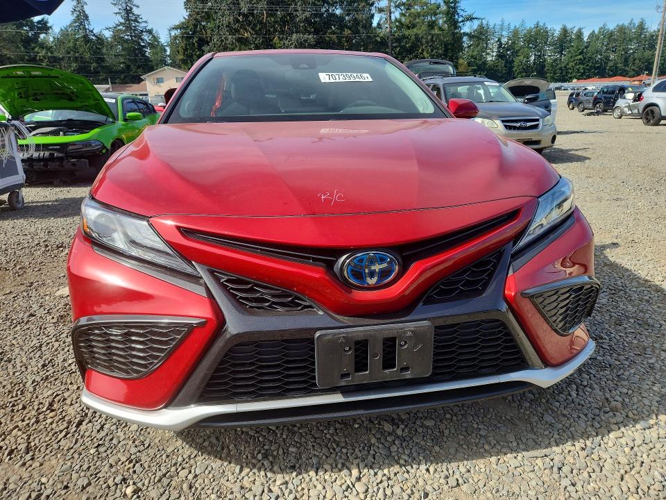 Photo 5 from auction – 2021 TOYOTA CAMRY with VIN 4T1K31AK1MU030611
