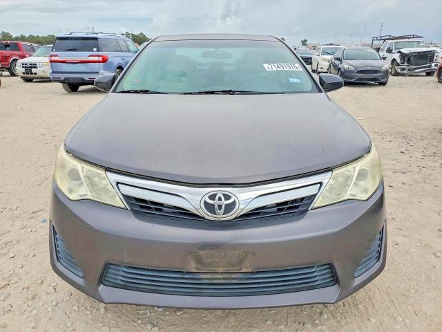 Photo 5 from auction – 2014 TOYOTA CAMRY with VIN 4T4BF1FK0ER366290