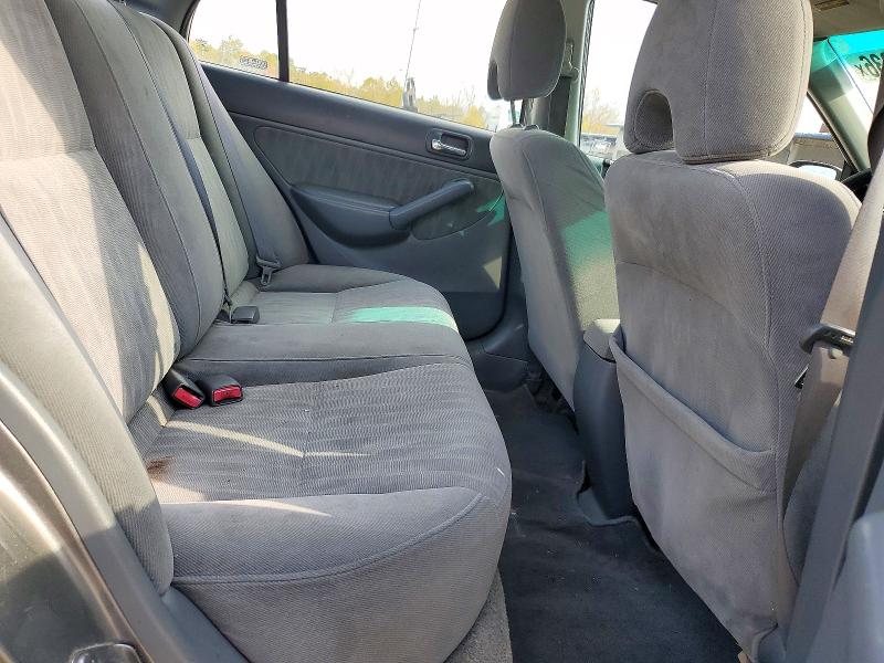 Снимка 10 от търг – 2005 HONDA CIVIC с VIN 2HGES16505H577981