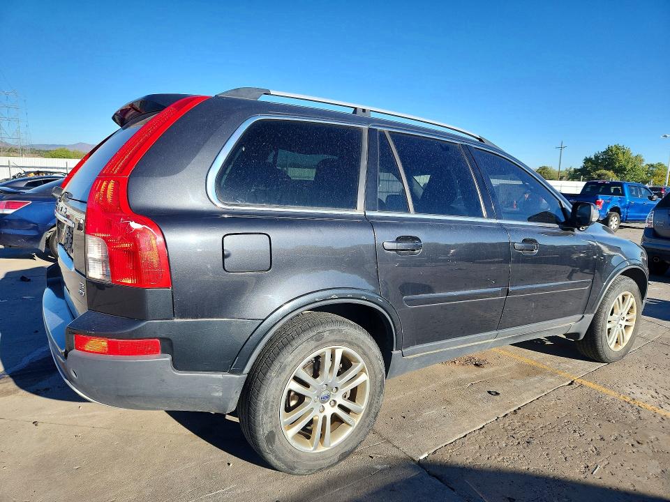 Photo 3 from auction – 2010 VOLVO XC90 with VIN YV4982CZ9A1564499