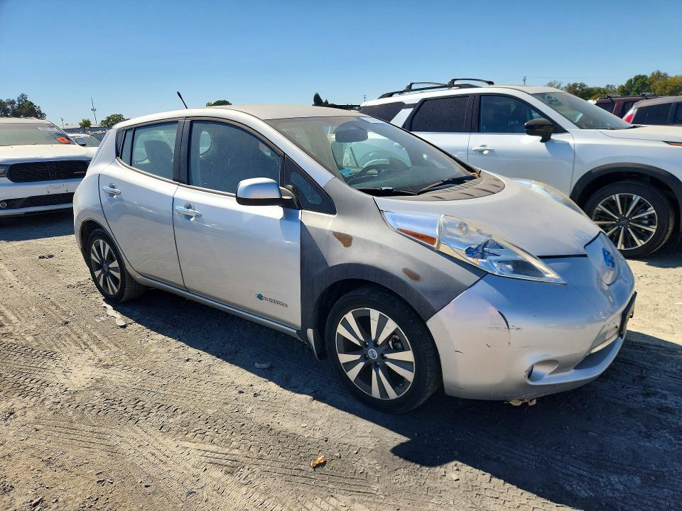 Снимка 4 от търг – 2013 NISSAN LEAF с VIN 1N4AZ0CP0DC404056
