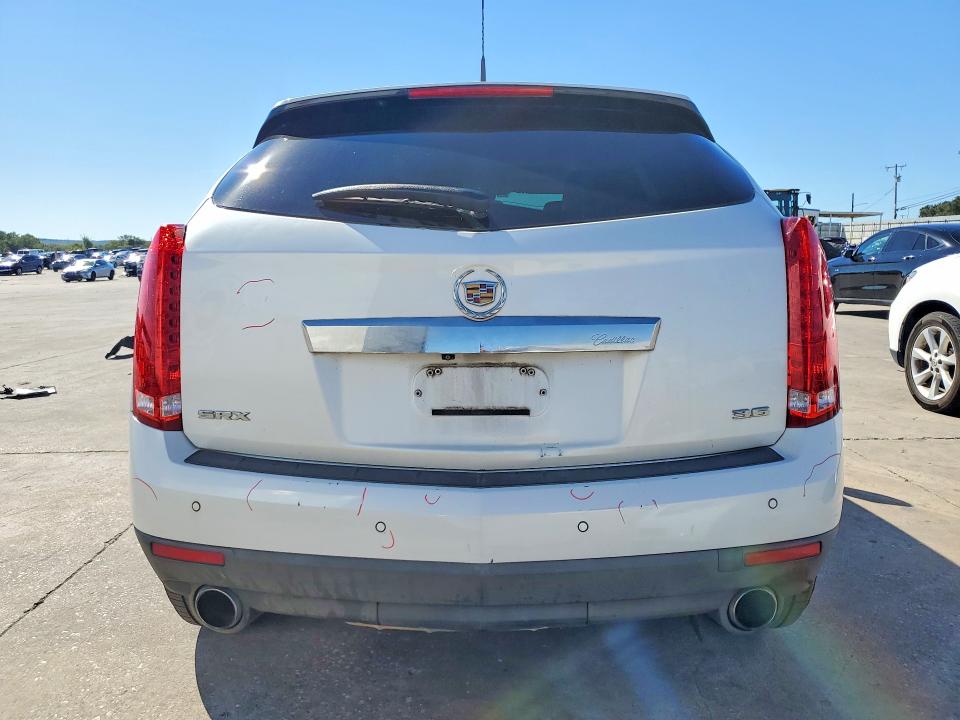 Zdjęcie 6 z aukcji – 2014 CADILLAC SRX z VIN 3GYFNBE3XES569832