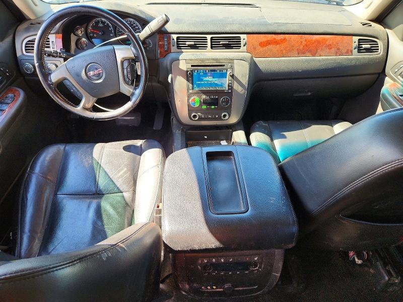 Zdjęcie 8 z aukcji – 2009 GMC YUKON z VIN 1GKFK33039R284352