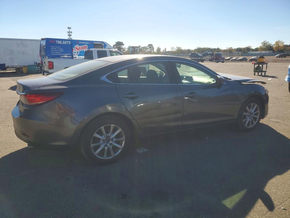 Снимка 3 от търг – 2017 MAZDA 6 с VIN JM1GL1U5XH1152598
