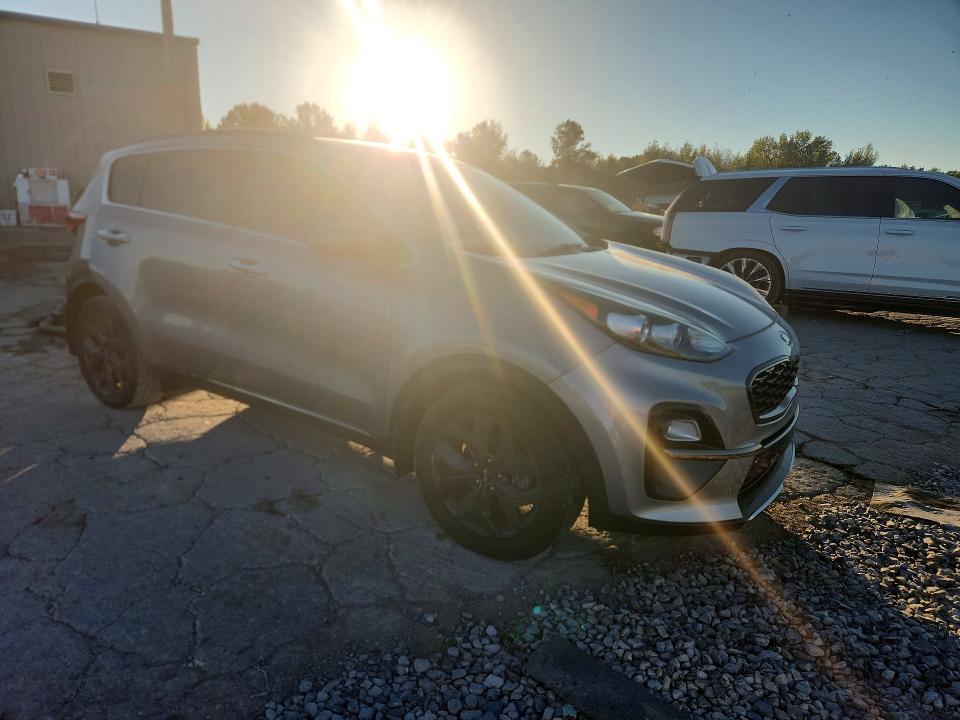 Снимка 4 от търг – 2020 KIA SPORTAGE с VIN KNDP63ACXL7802137