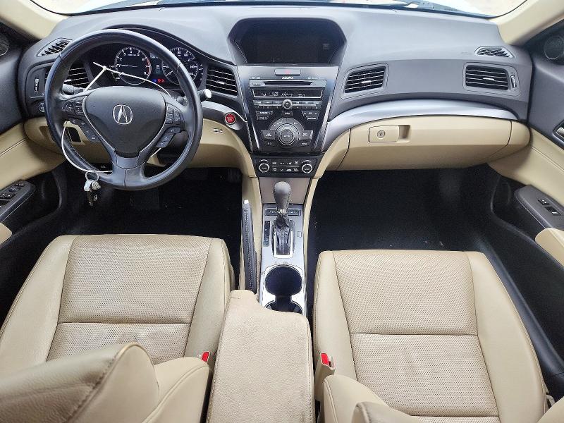Снимка 8 от търг – 2013 ACURA ILX с VIN 19VDE3F73DE301988