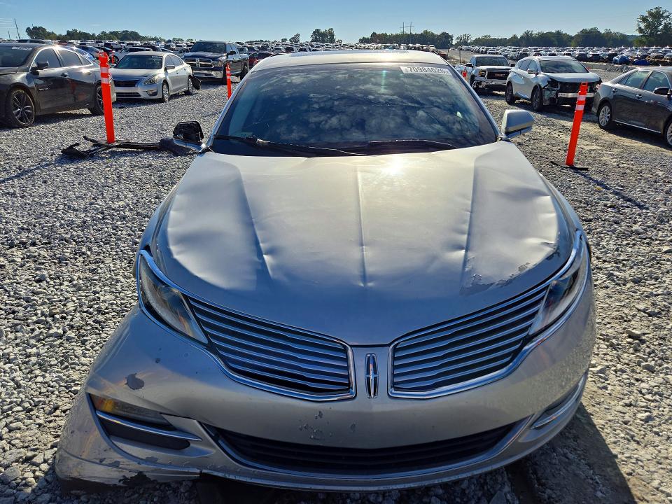 Zdjęcie 5 z aukcji – 2013 LINCOLN MKZ z VIN 3LN6L2G97DR810647
