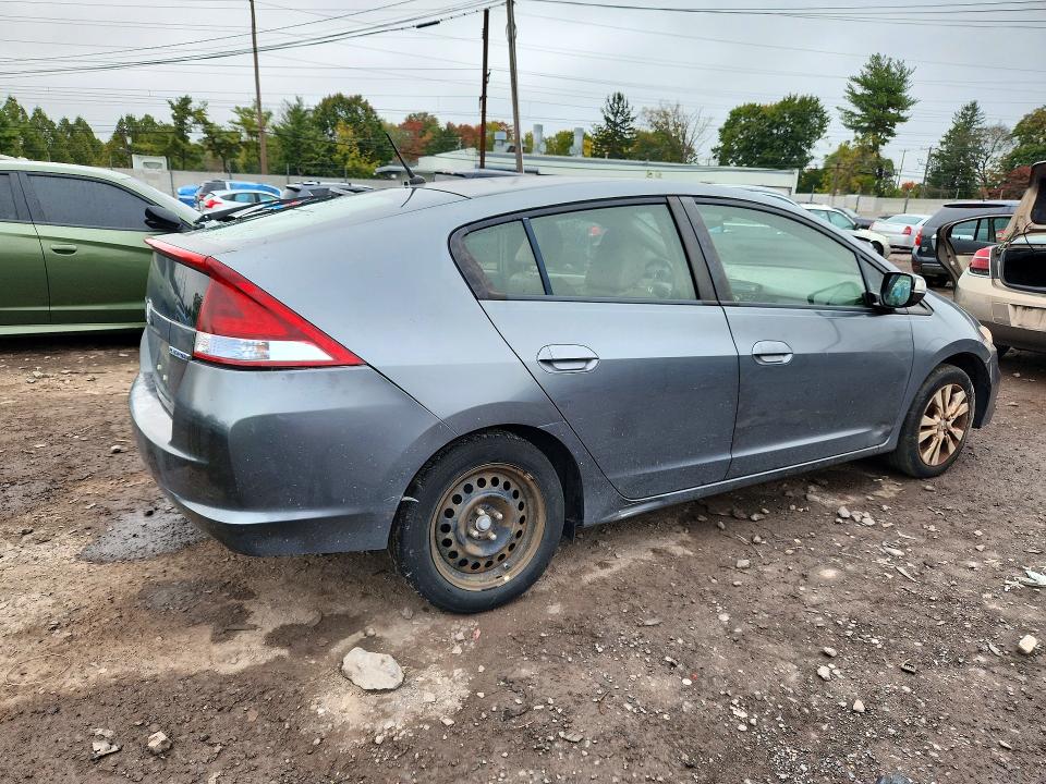 Снимка 3 от търг – 2014 HONDA INSIGHT с VIN JHMZE2H77ES000514