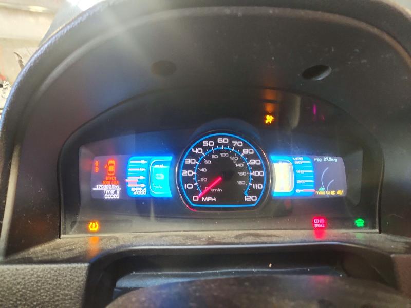 Foto 9 de la subasta – 2011 FORD FUSION con VIN 3FADP0L35BR112241