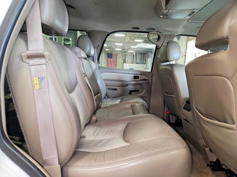 Foto 11 de la subasta – 2004 GMC YUKON con VIN 1GKEK63U84J230262