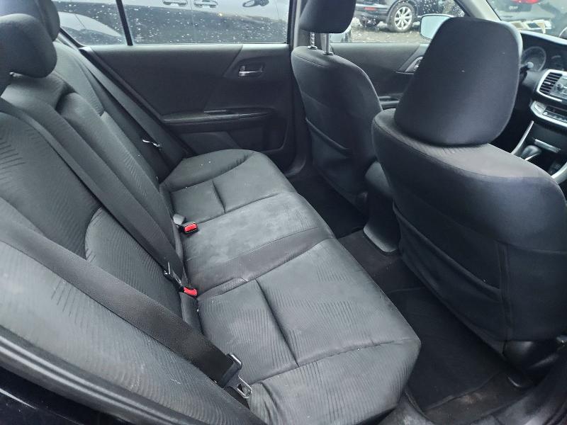 Снимка 10 от търг – 2015 HONDA ACCORD с VIN 1HGCR2F39FA208625