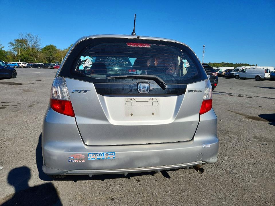 Zdjęcie 6 z aukcji – 2012 HONDA FIT z VIN JHMGE8H36CS009015