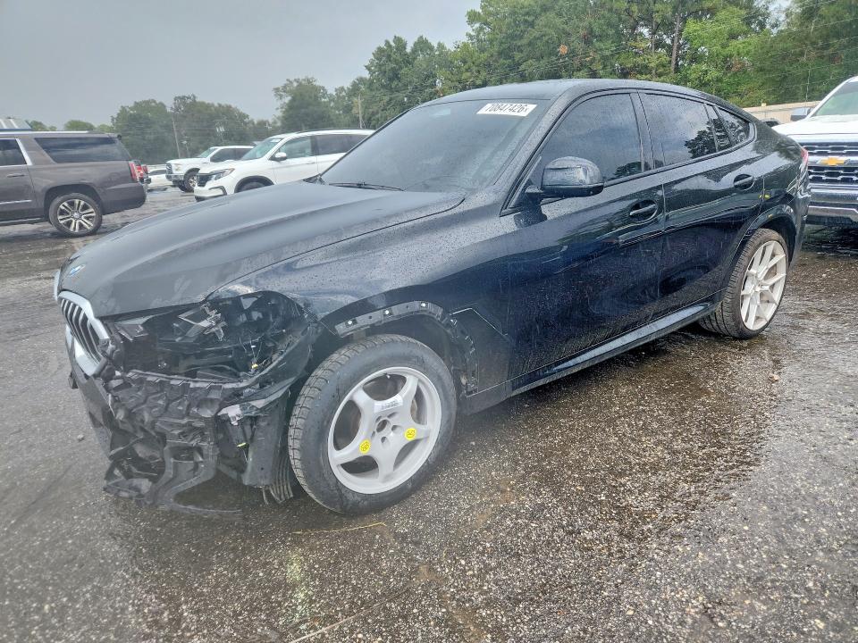BMW X6 2024 z numerem VIN 5UX33EX02R9S32226 - Zdjęcie z aukcji