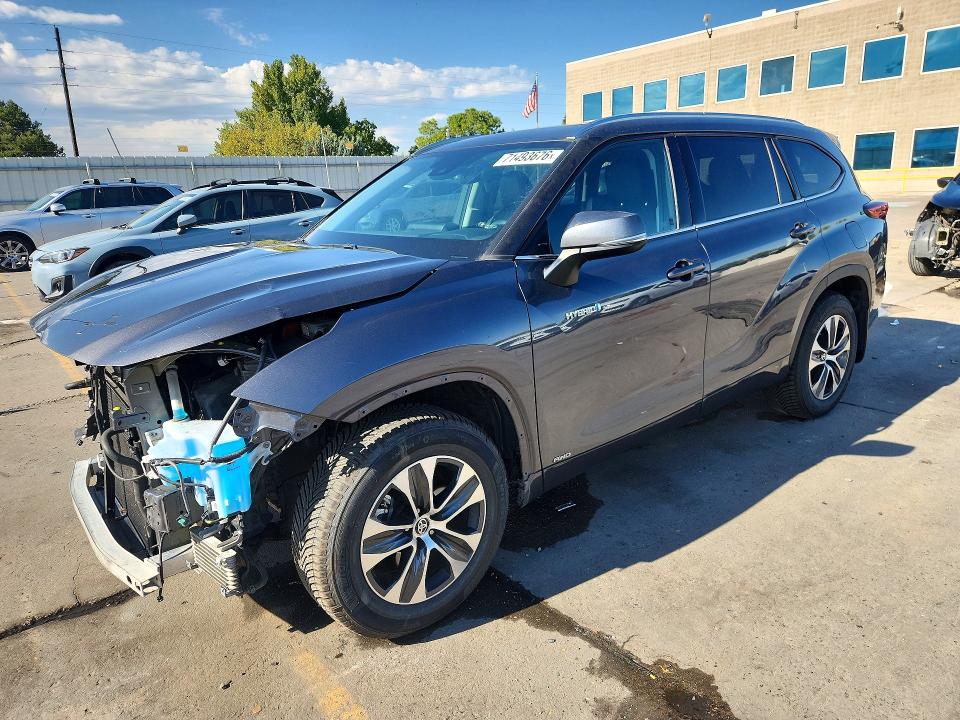 Фото 1 с аукциона – 2020 TOYOTA HIGHLANDER с VIN 5TDGBRCH5LS511087