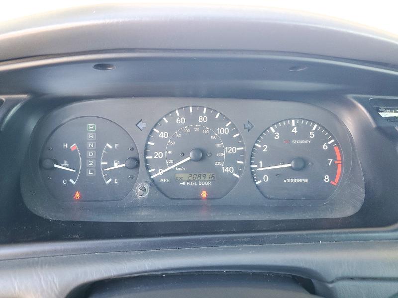 Photo 9 from auction – 2001 TOYOTA CAMRY with VIN 4T1BF28K11U960443