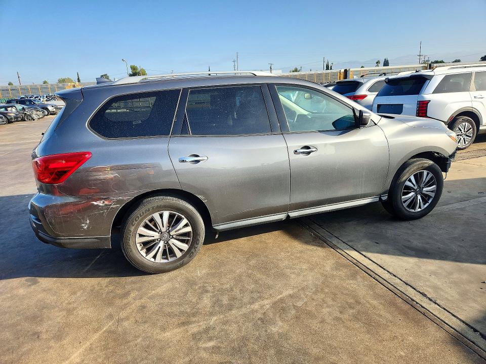 Photo 3 from auction – 2020 NISSAN PATHFINDER with VIN 5N1DR2BM4LC613207