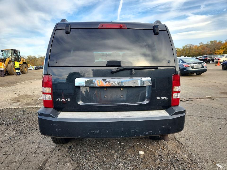 Снимка 6 от търг – 2008 JEEP LIBERTY с VIN 1J8GN28K38W267720