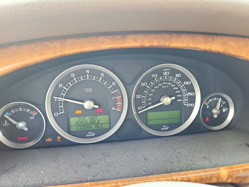 Foto 9 de la subasta – 2005 JAGUAR S-TYPE con VIN SAJWA01T75FN48969