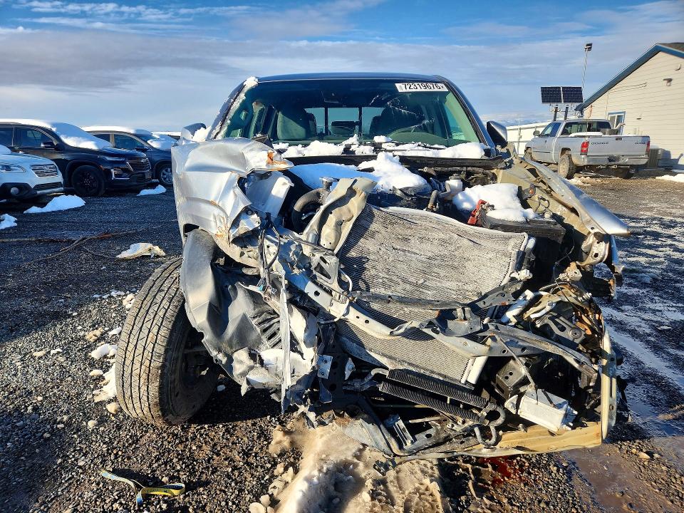 Снимка 5 от търг – 2022 TOYOTA TACOMA с VIN 3TMCZ5AN3NM531790