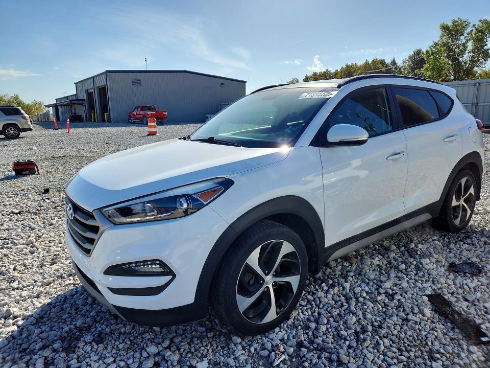 HYUNDAI TUCSON 2018 с VIN KM8J3CA23JU708004 - Снимка от търг