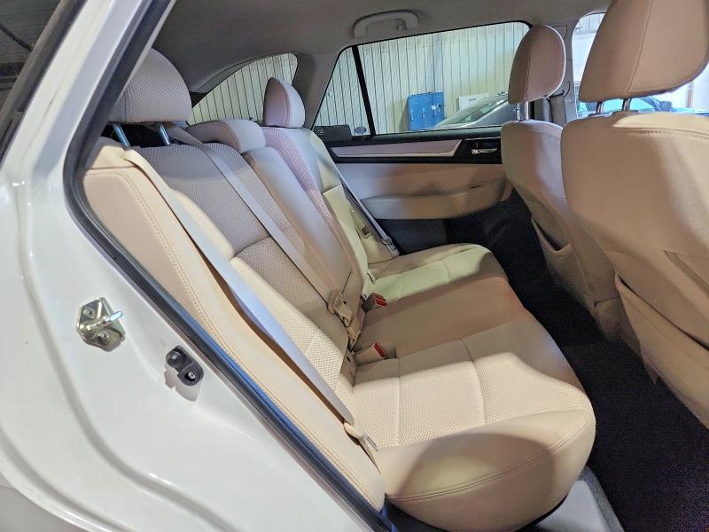 Фото 10 с аукциона – 2017 SUBARU OUTBACK с VIN 4S4BSAFC2H3276681