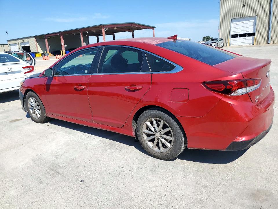 Photo 2 from auction – 2018 HYUNDAI SONATA with VIN 5NPE24AF5JH621510