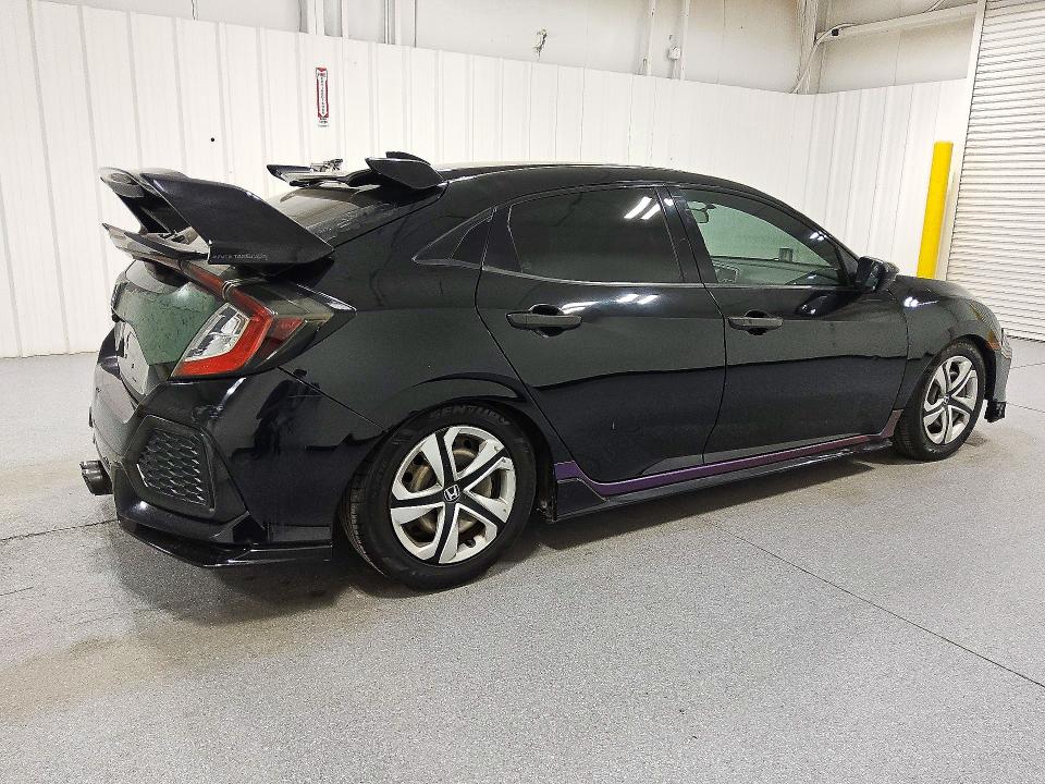 Photo 3 from auction – 2018 HONDA CIVIC with VIN SHHFK7G48JU226908