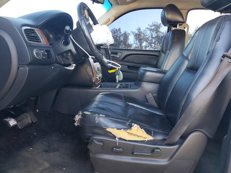 Снимка 7 от търг – 2012 CHEVROLET TAHOE с VIN 1GNSCBE08CR228145