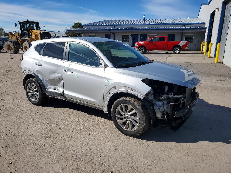 Photo 4 from auction – 2018 HYUNDAI TUCSON with VIN KM8J2CA48JU716118