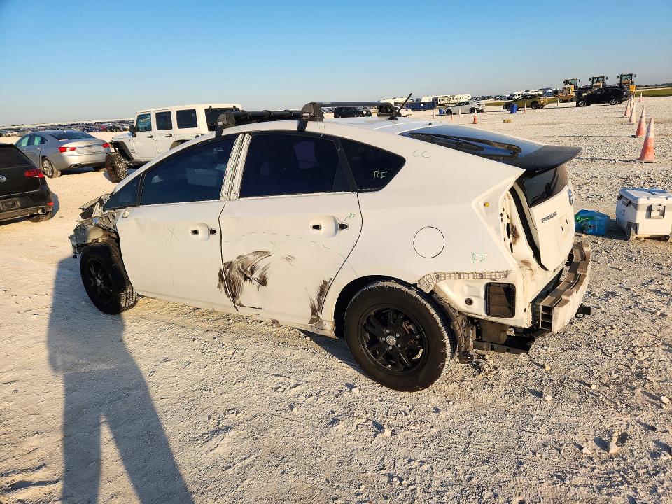Фото 2 с аукциона – 2015 TOYOTA PRIUS с VIN JTDKN3DU6F0397778