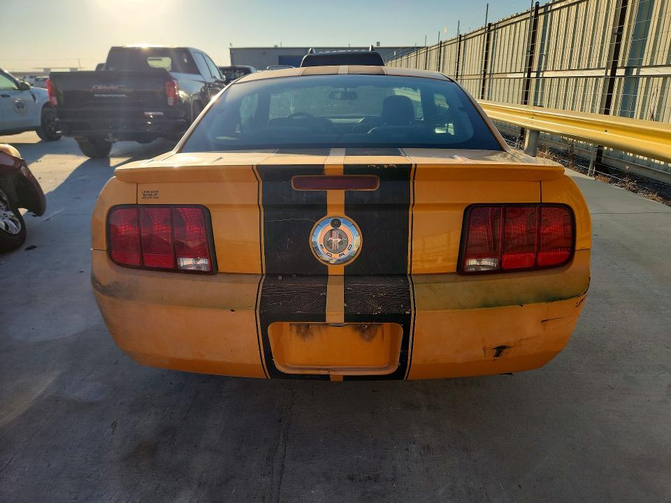 Photo 6 from auction – 2007 FORD MUSTANG with VIN 1ZVFT80N975210926