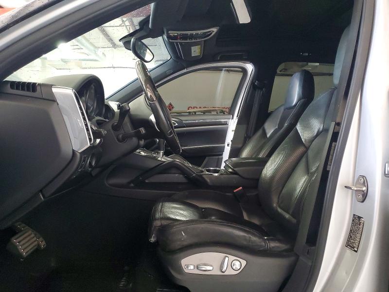 Снимка 7 от търг – 2011 PORSCHE CAYENNE с VIN WP1AE2A2XBLA91778