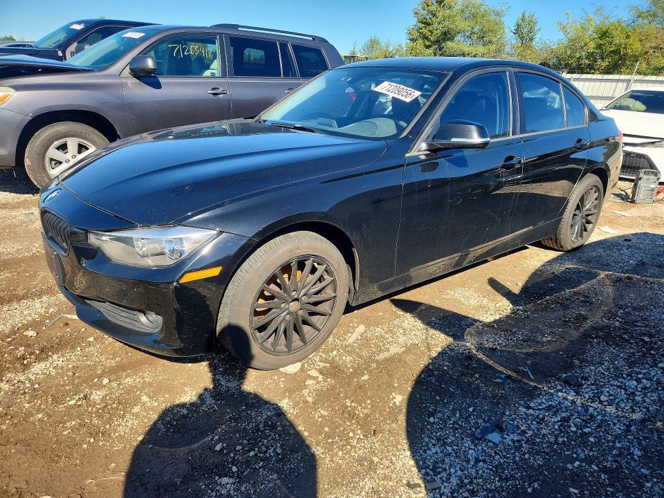BMW 320 2015 مع رقم تعريف المركبة WBA3B1C55FK139944 - صورة من المزاد