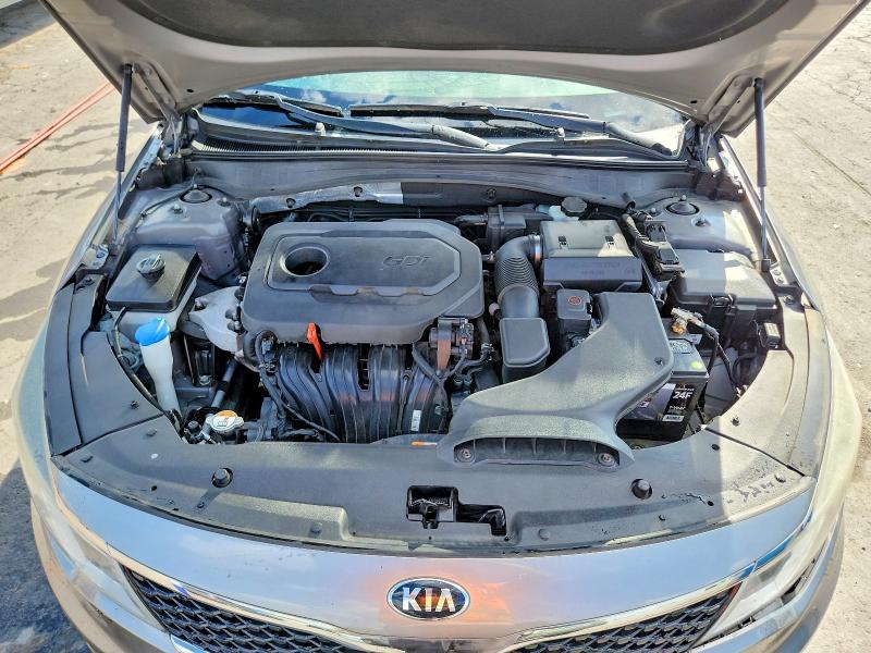 Фото 11 с аукциона – 2017 KIA OPTIMA с VIN 5XXGT4L31HG146193