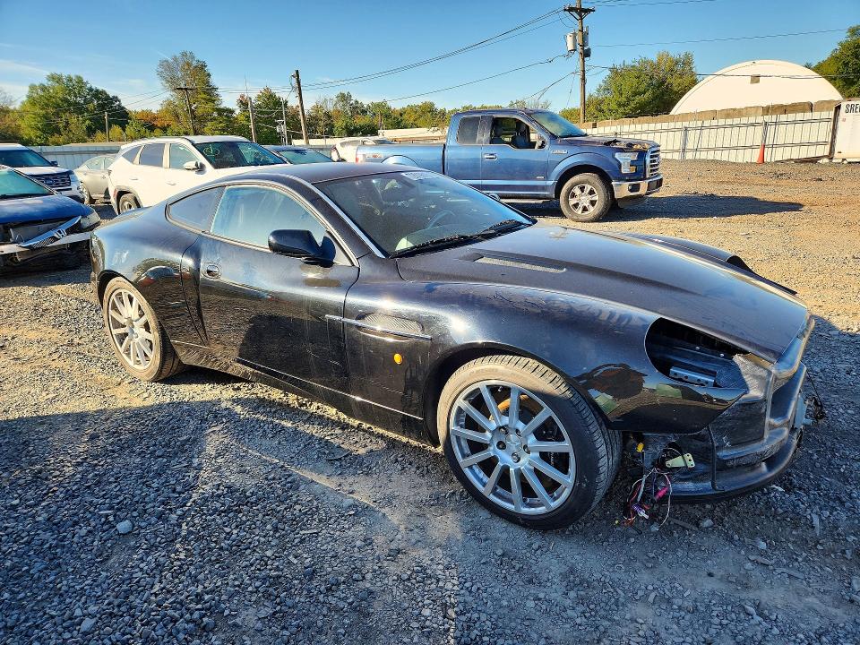 Photo 4 from auction – 2005 ASTON MARTIN VANQUISH with VIN SCFAC24345B501868
