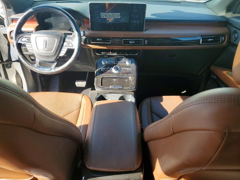 Zdjęcie 8 z aukcji – 2022 LINCOLN NAUTILUS z VIN 2LMPJ8KP7NBL15050