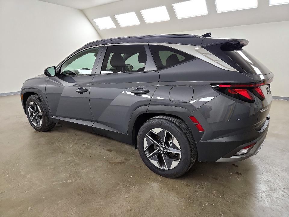 Photo 2 from auction – 2026 HYUNDAI TUCSON with VIN 5NMJB3DE9TH724568